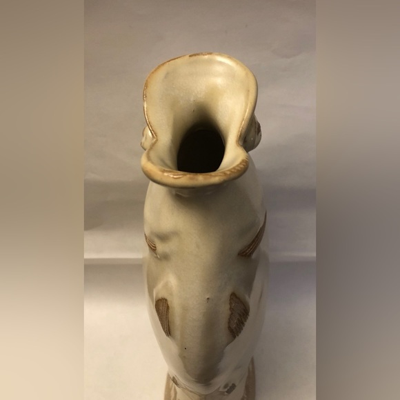 Vintage cream pottery drip glaze fish vase - Picture 4 of 6